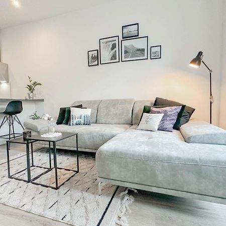 Modernes Trierer Cityloft Mit Grossem Balkon Esterno foto
