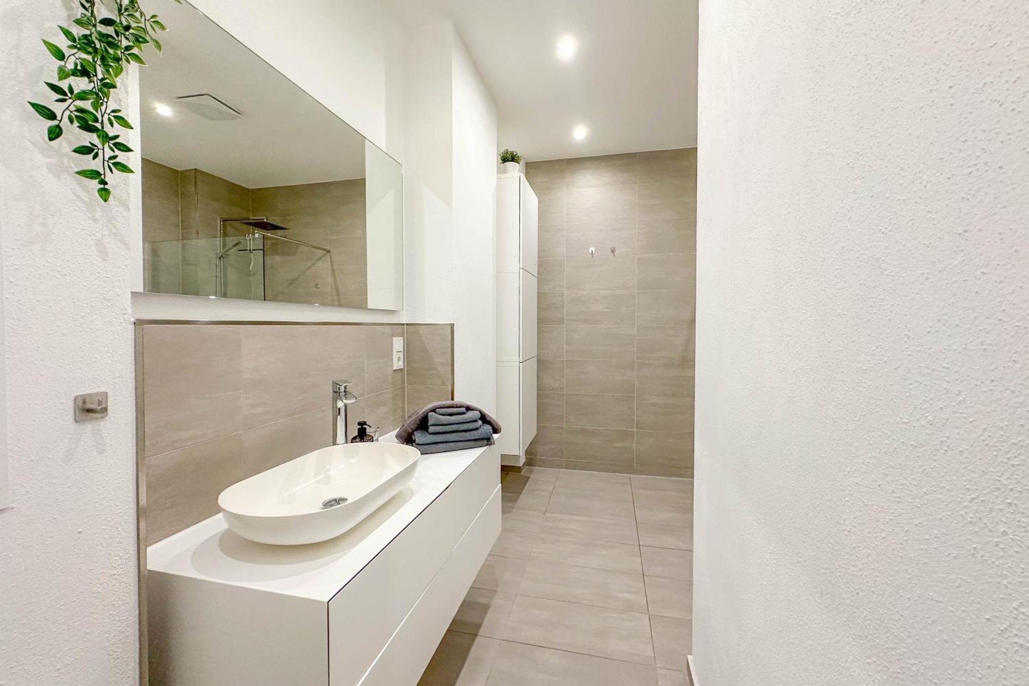 Modernes Trierer Cityloft Mit Grossem Balkon Esterno foto